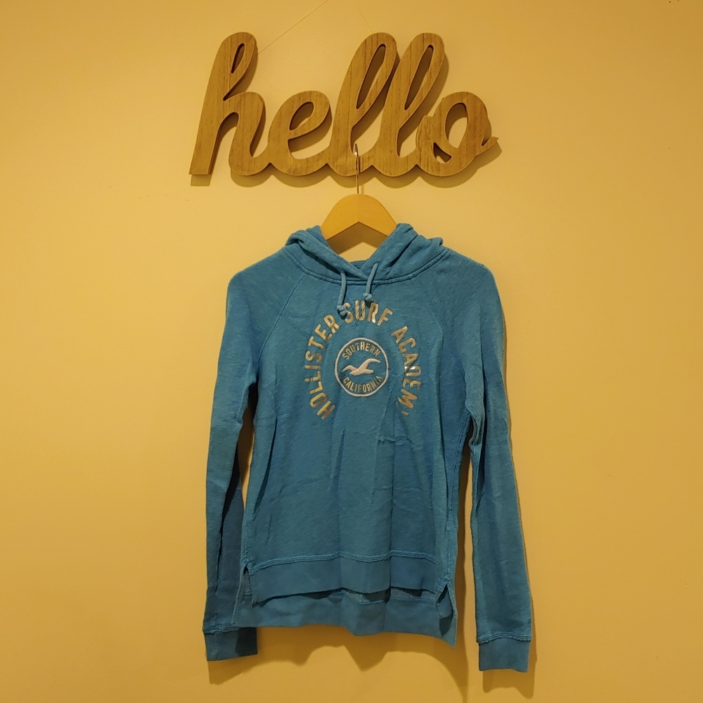Medium Blue Hollister Hoodie (S)